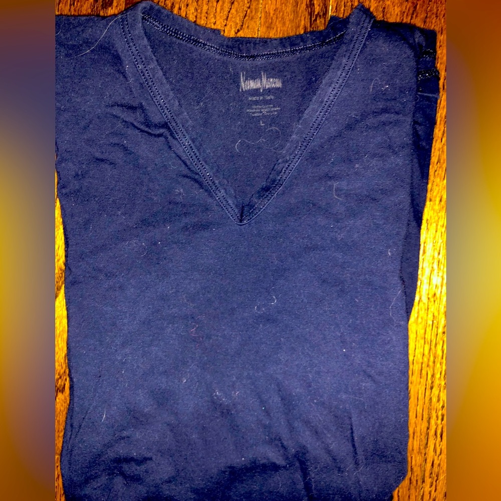 Neiman Marcus V Neck T-Shirt